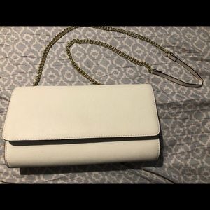 Small clutch bag with chain